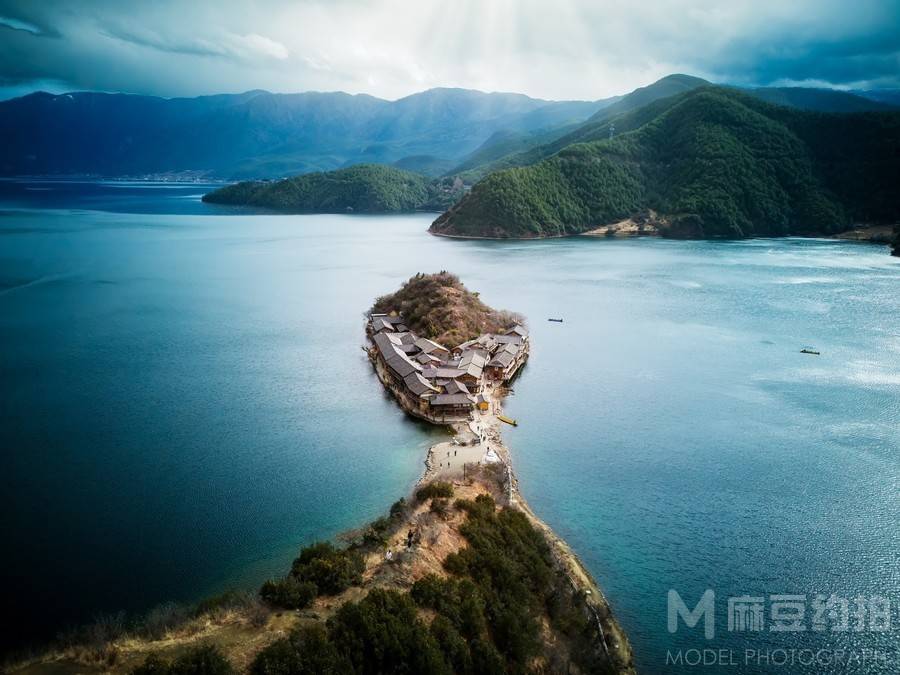 胶片模特