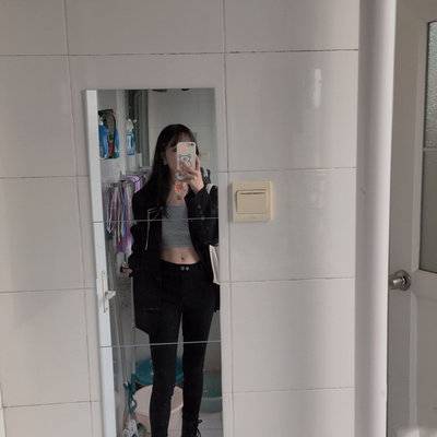 黑白模特
