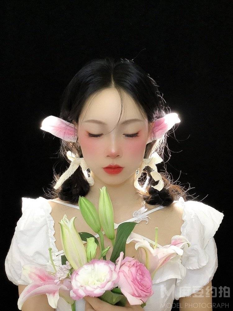 妆容模特