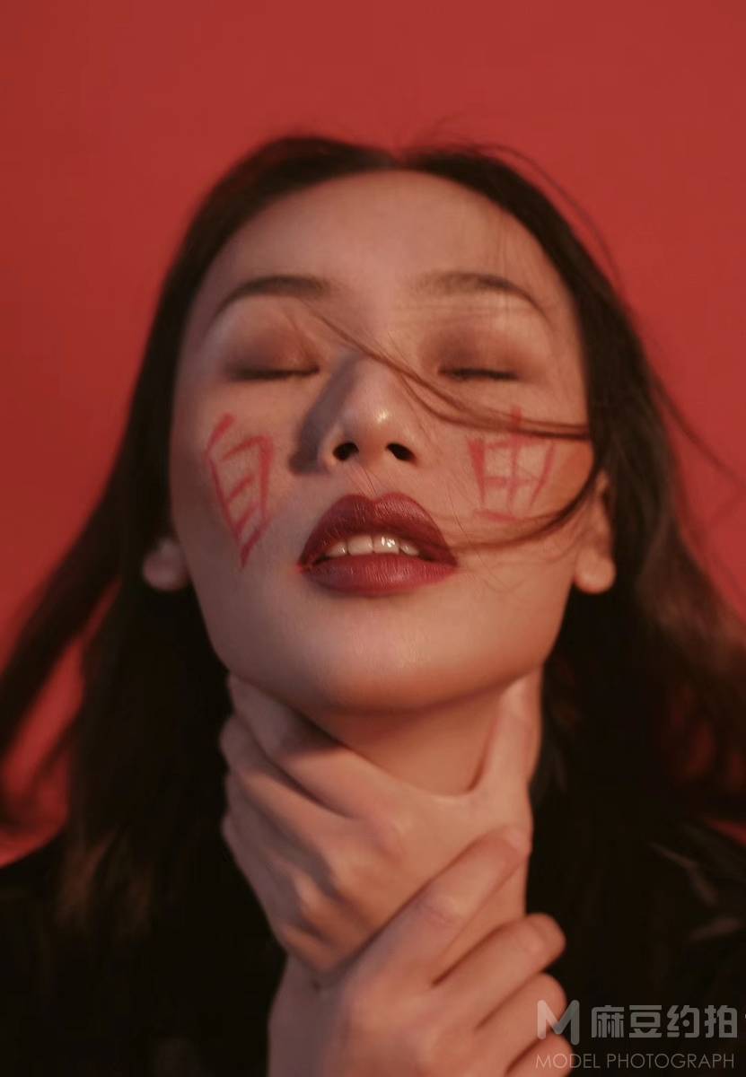 暗黑模特