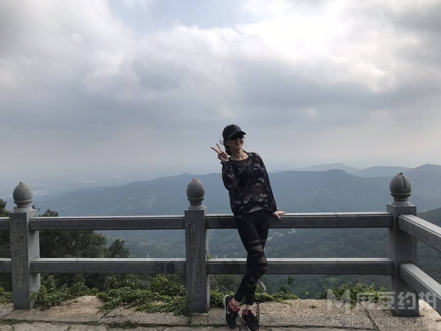 纪实模特