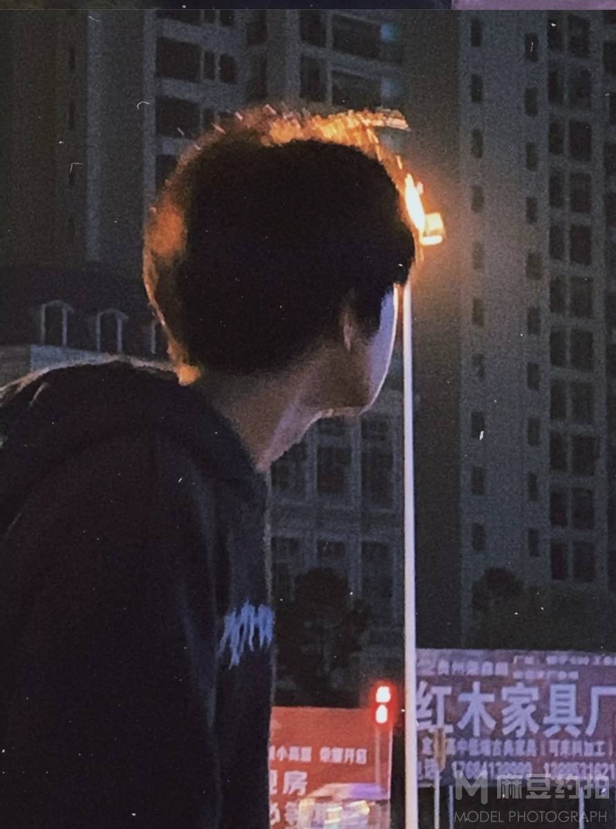 夜景模特