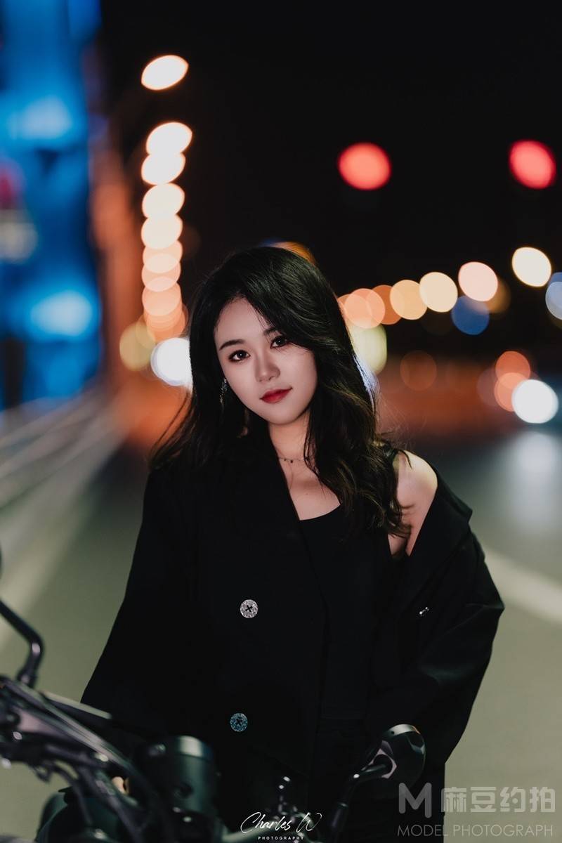 夜景模特