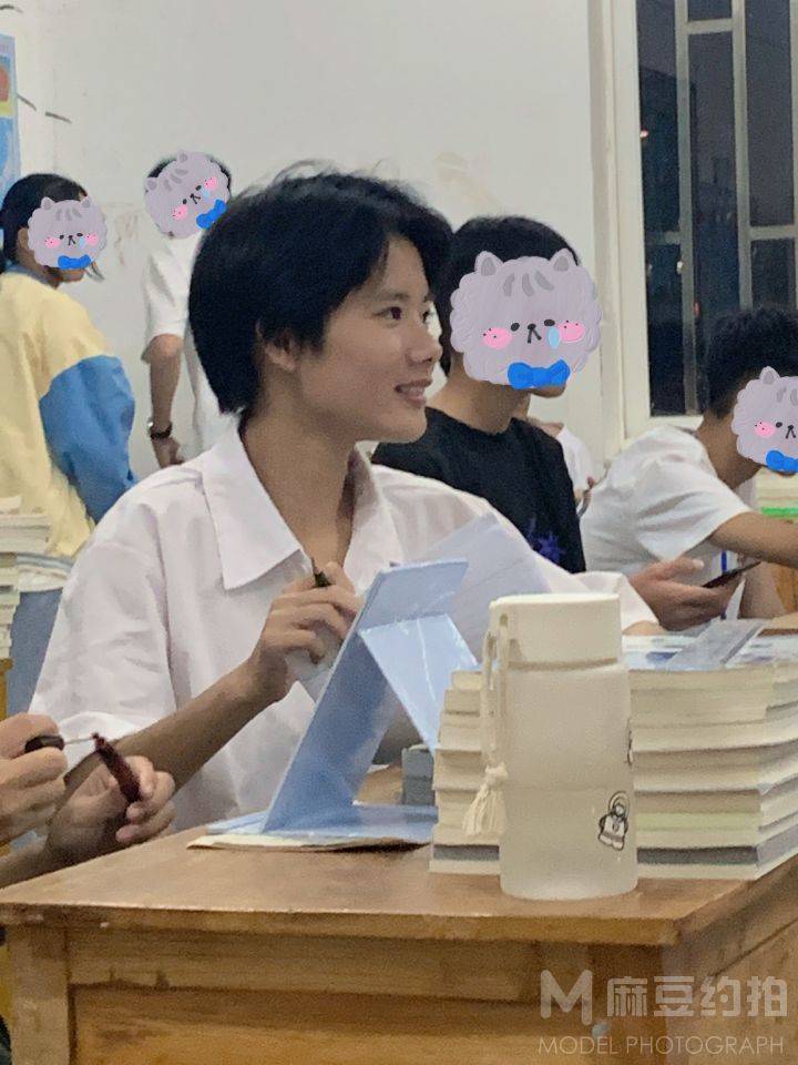 清新模特