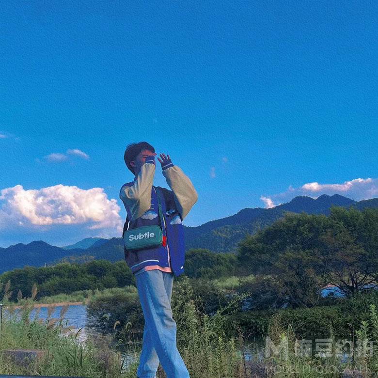 校园模特