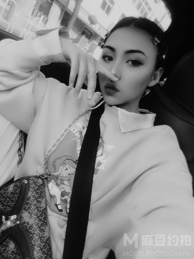 暗黑模特