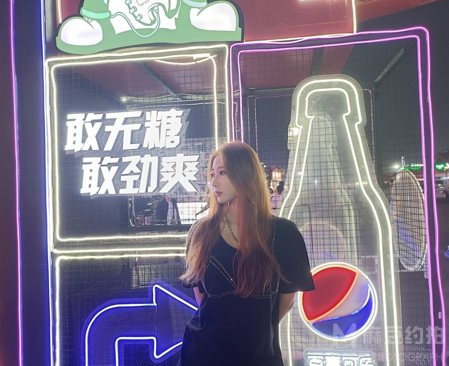 夜景模特