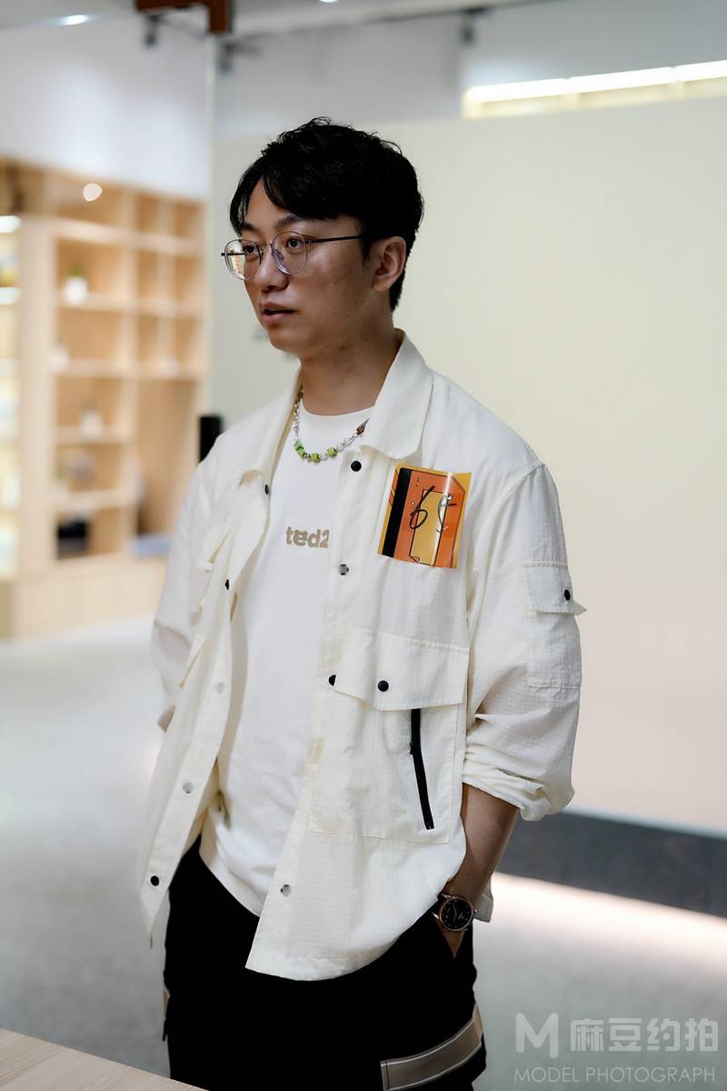 纪实模特