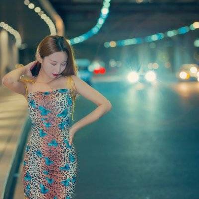 夜景模特