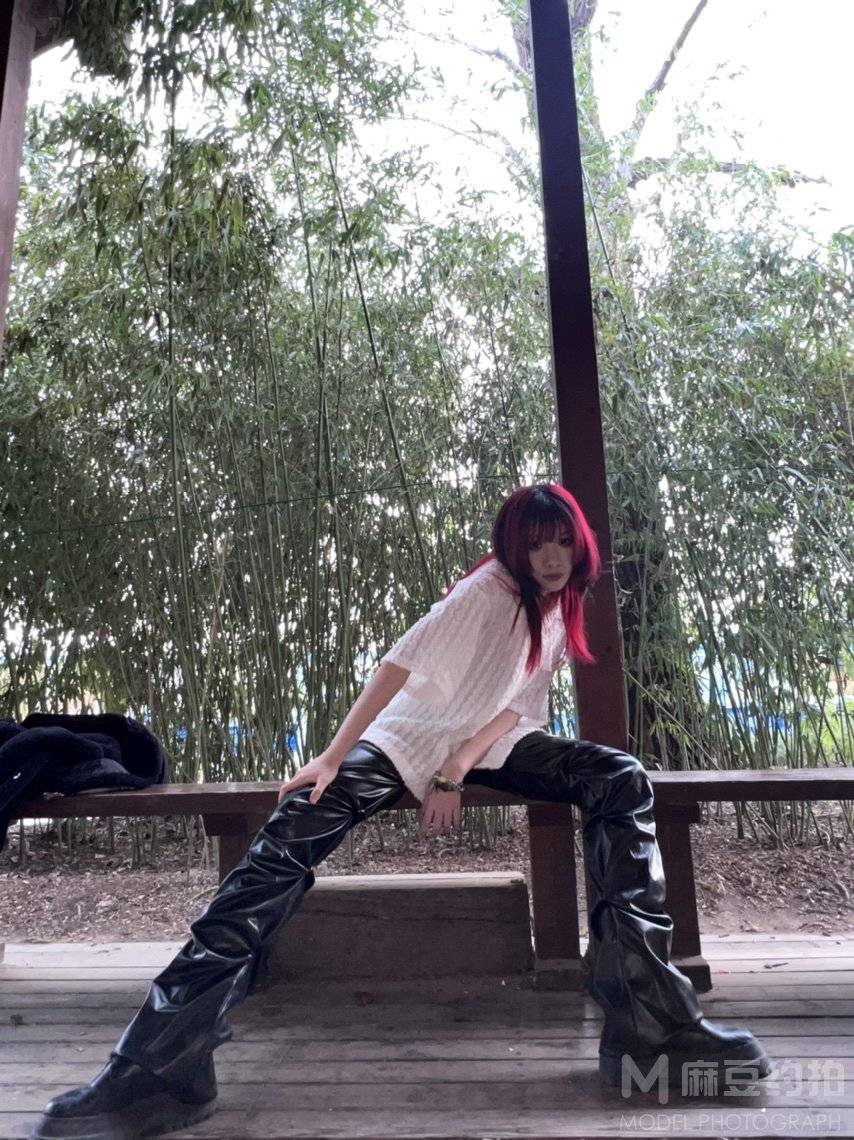 胶片模特