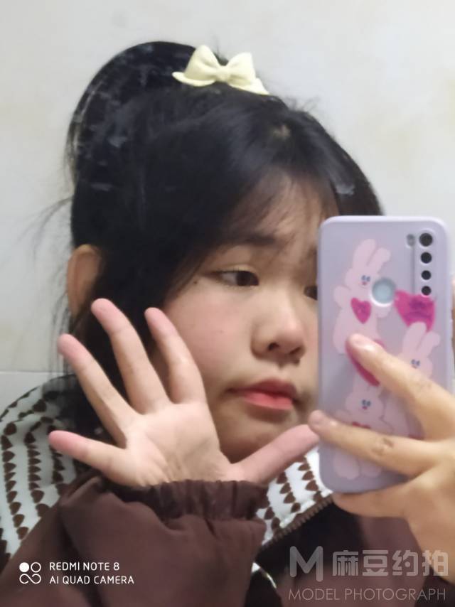 妆容模特