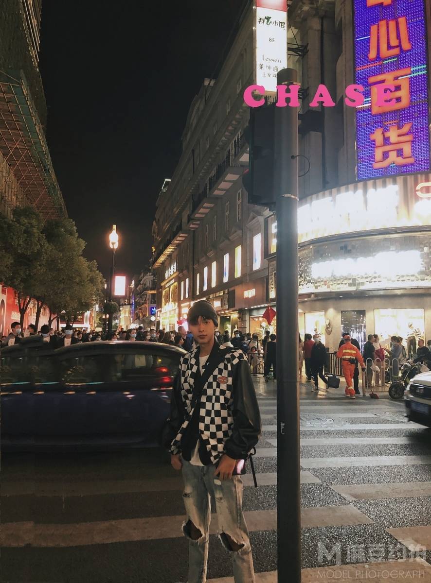 夜景模特