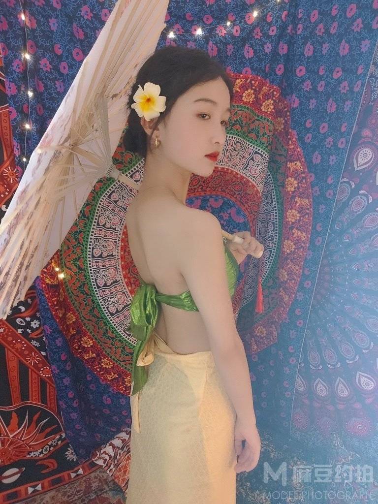 民国模特