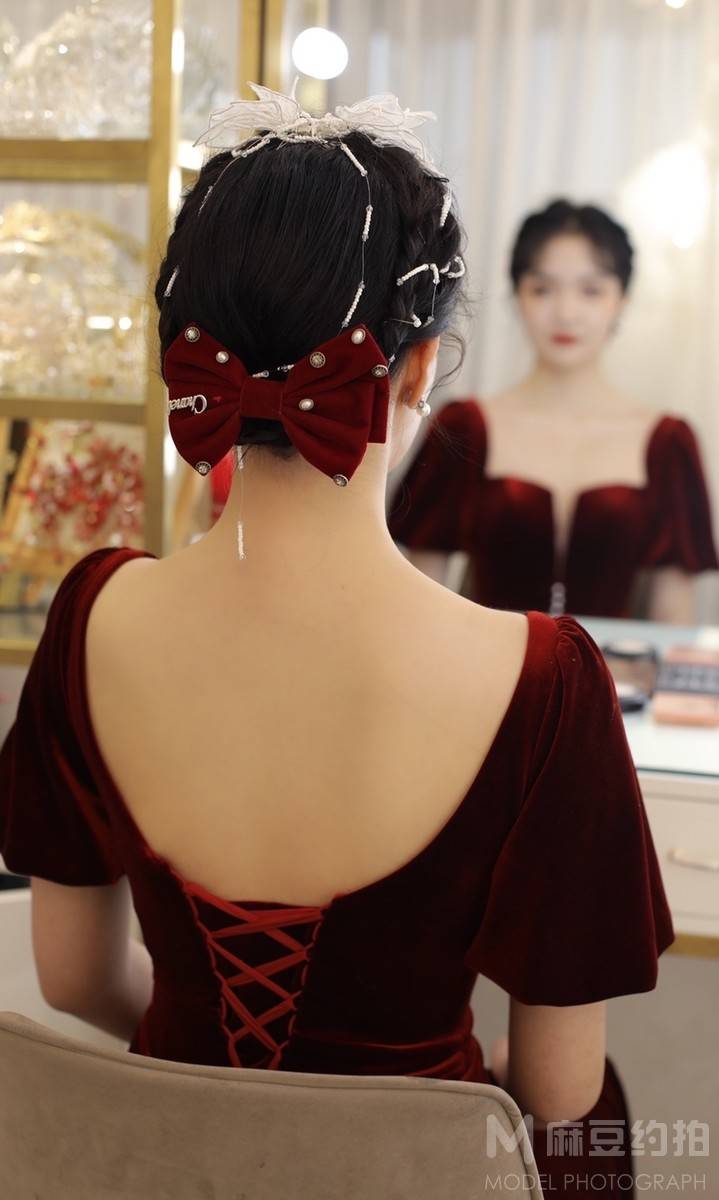 妆容模特