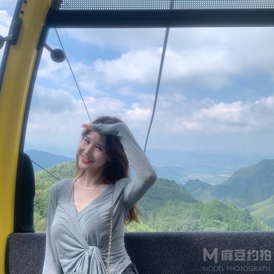胶片模特