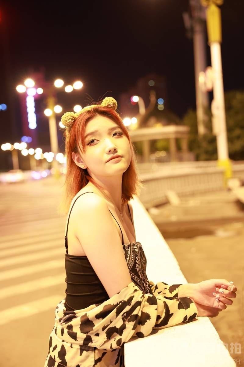 夜景模特