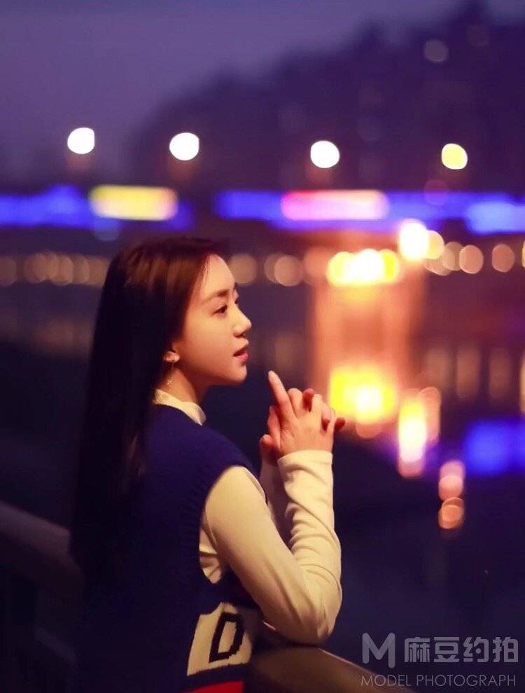 夜景模特