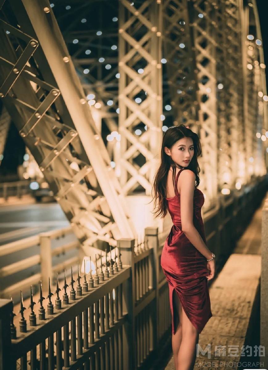 夜景模特