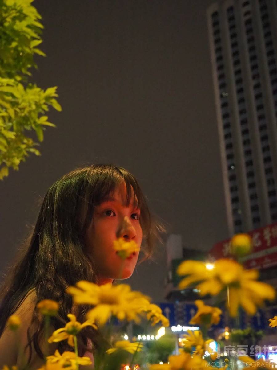 夜景模特