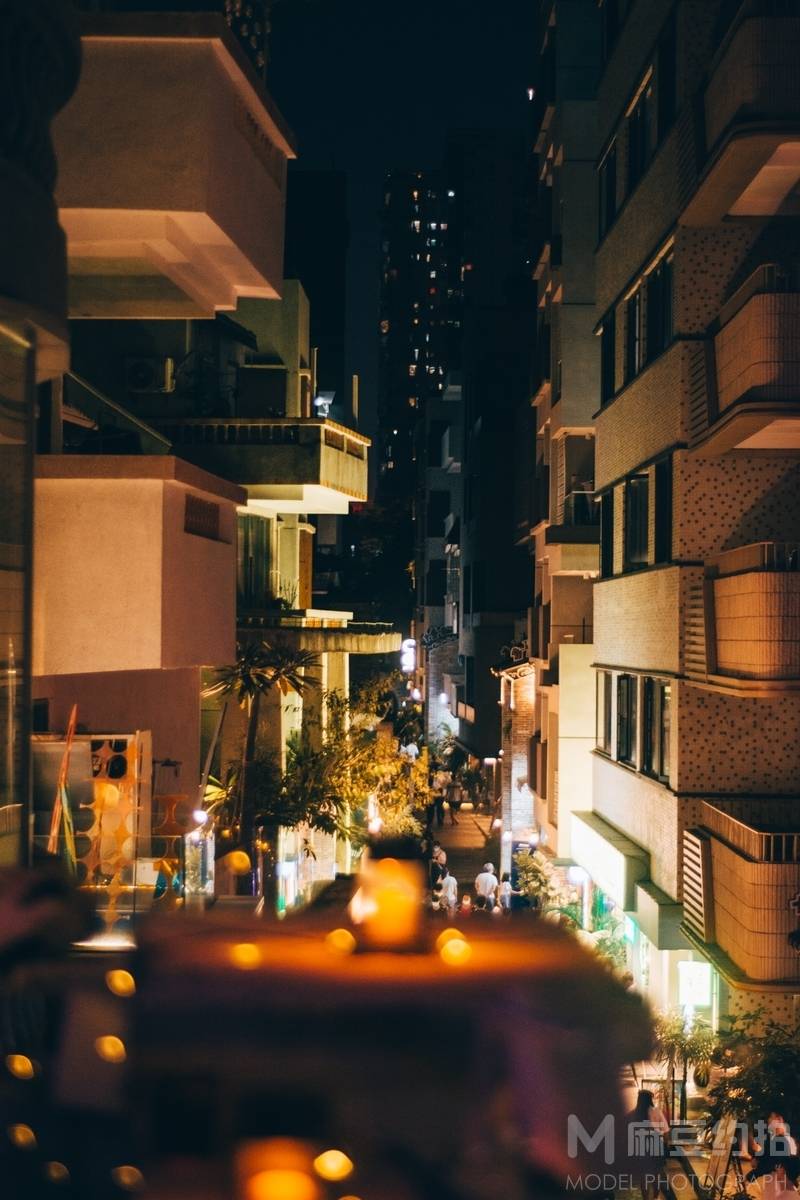 夜景模特