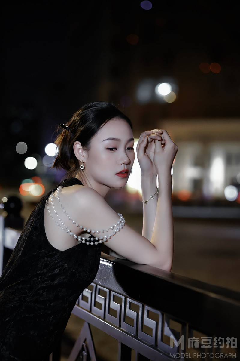 夜景模特