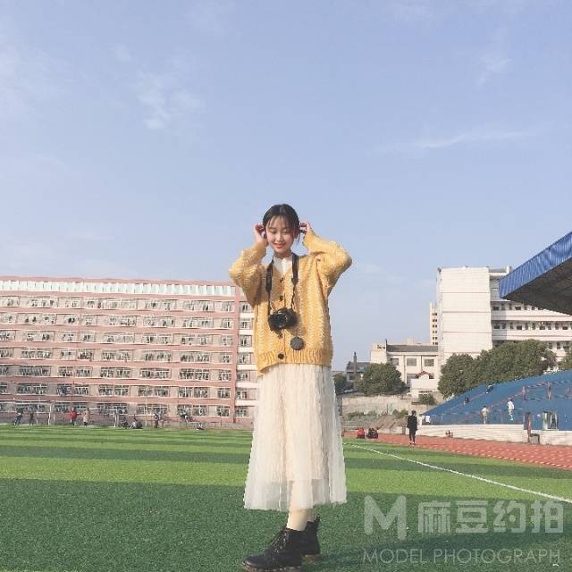 校园模特