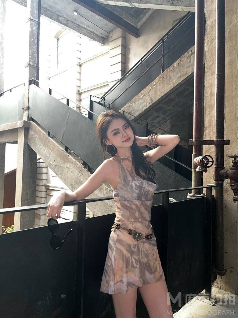 纪实模特