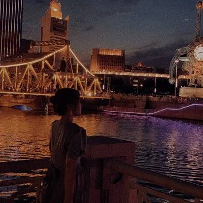 夜景模特