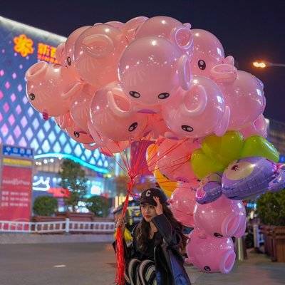 夜景模特