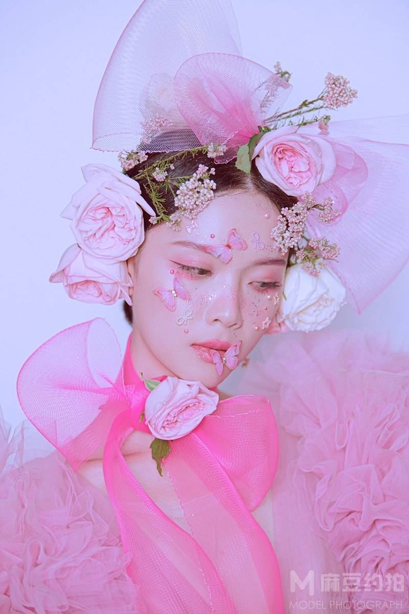 妆容模特