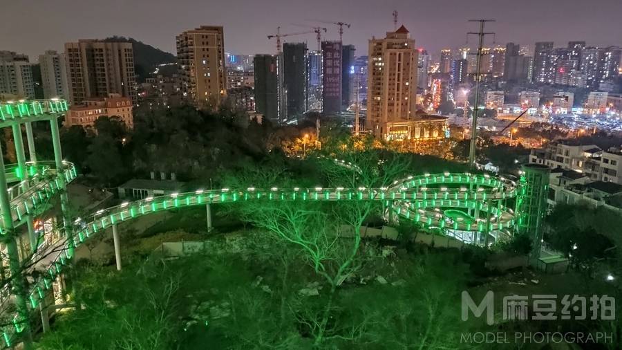 夜景模特