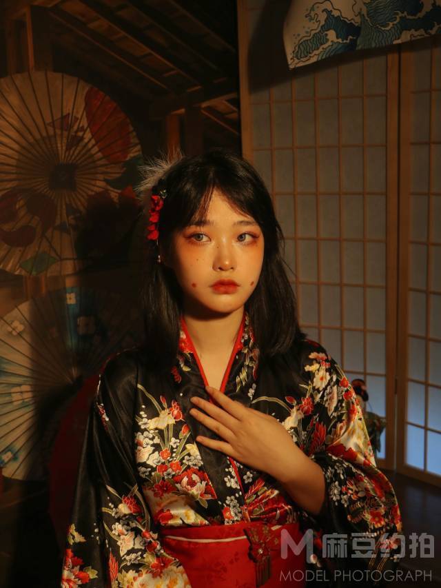 暗黑模特
