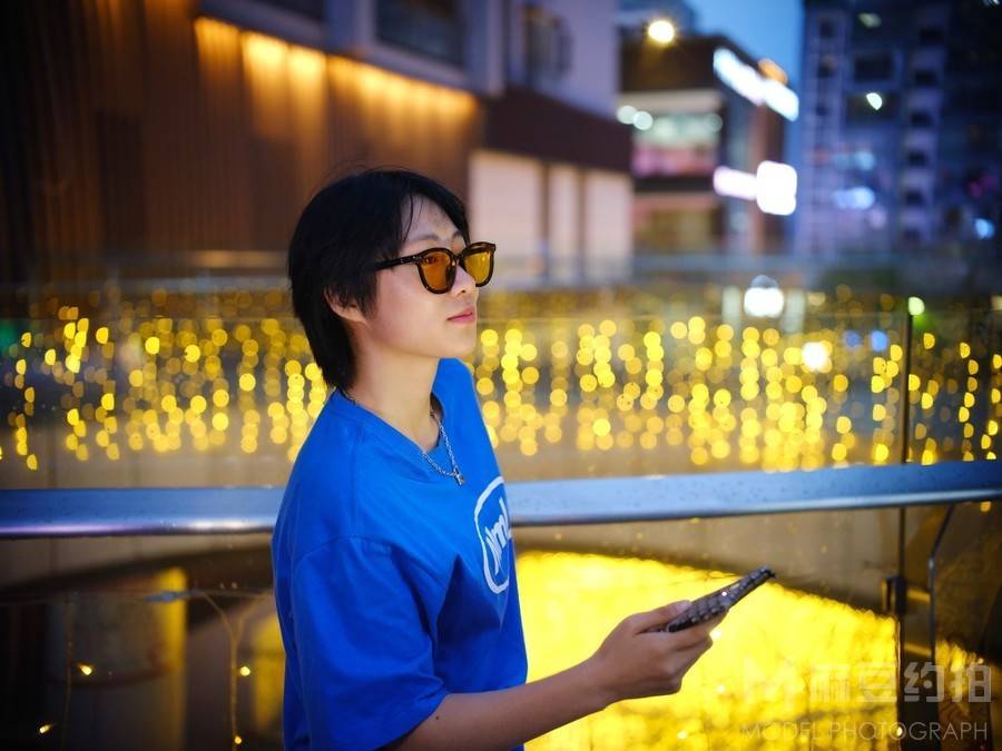 夜景模特