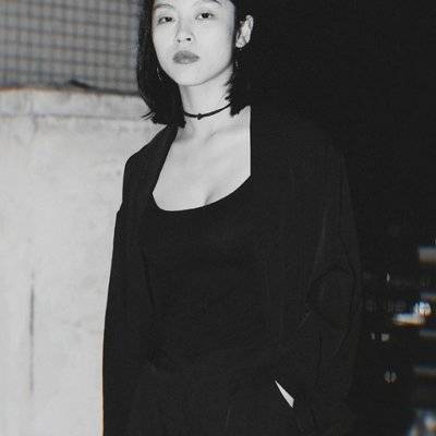 宝丽来模特