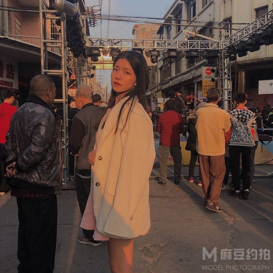 校园模特