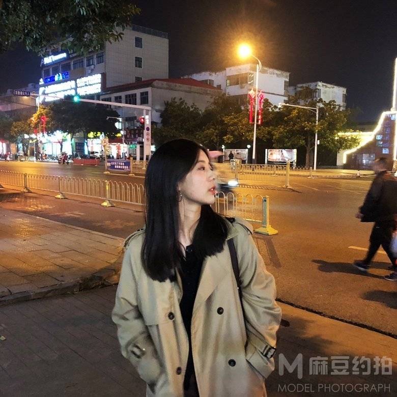校园模特