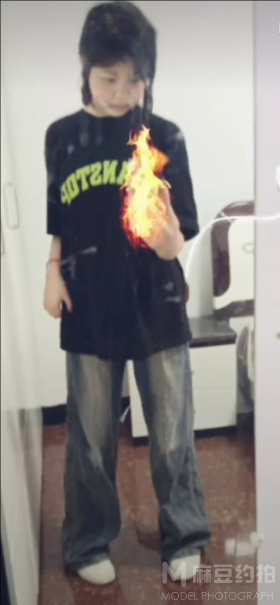 情绪模特