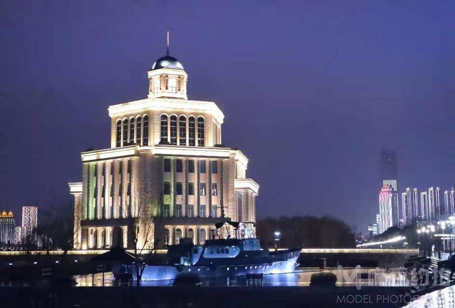 夜景模特