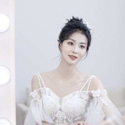 黑白模特