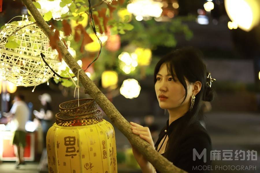 夜景模特
