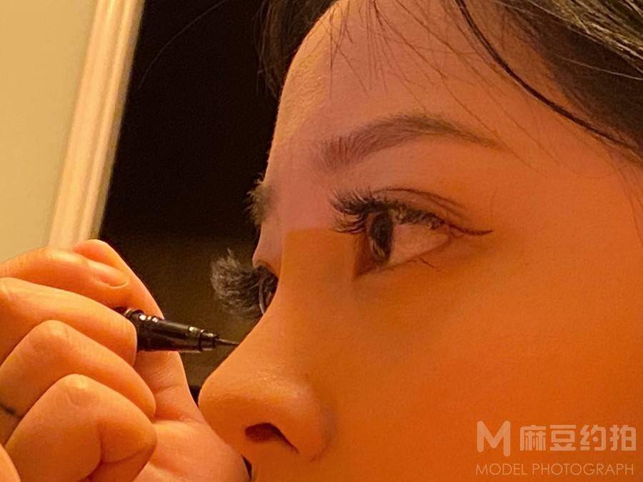妆容模特