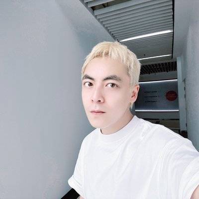黑白模特