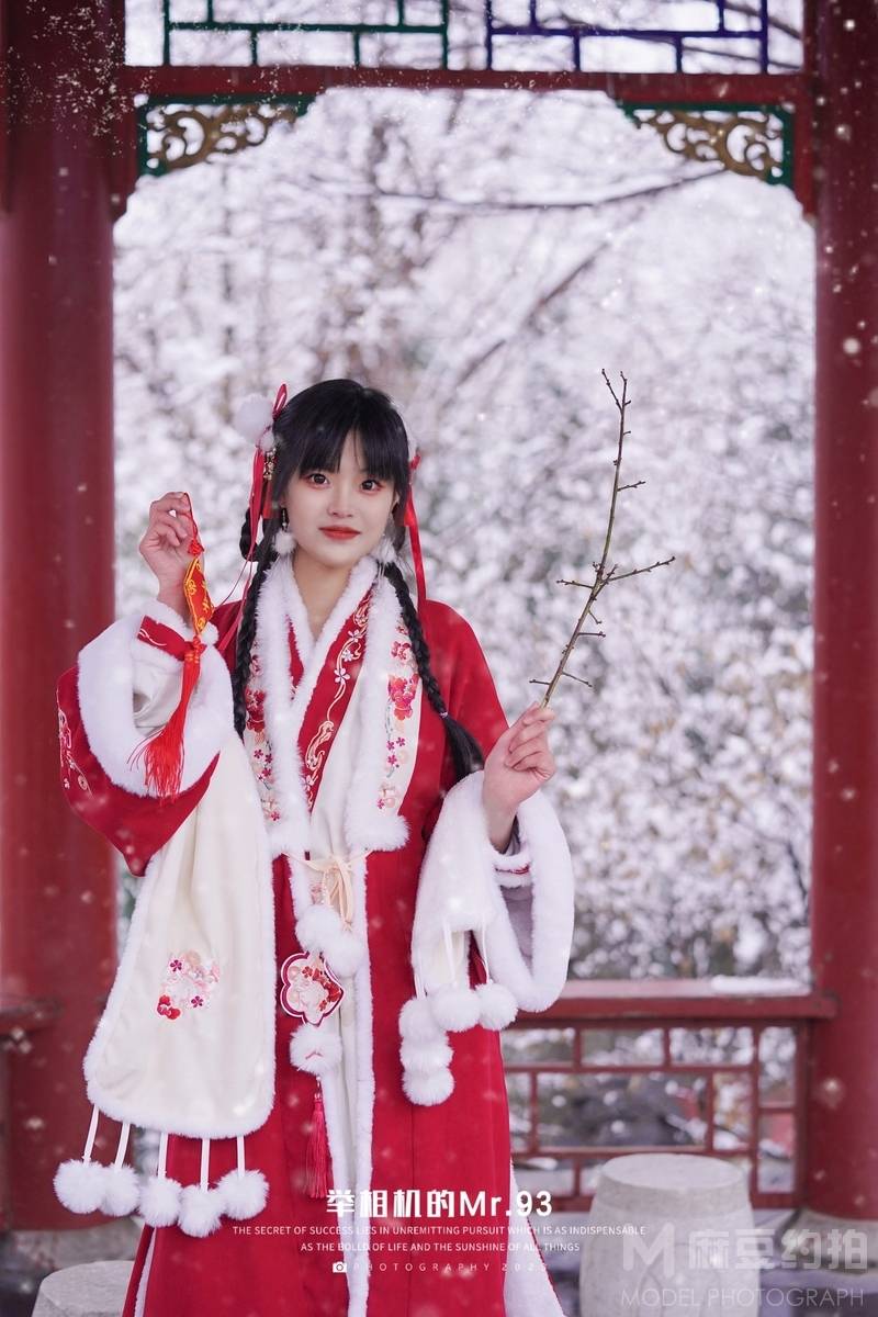 汉服模特