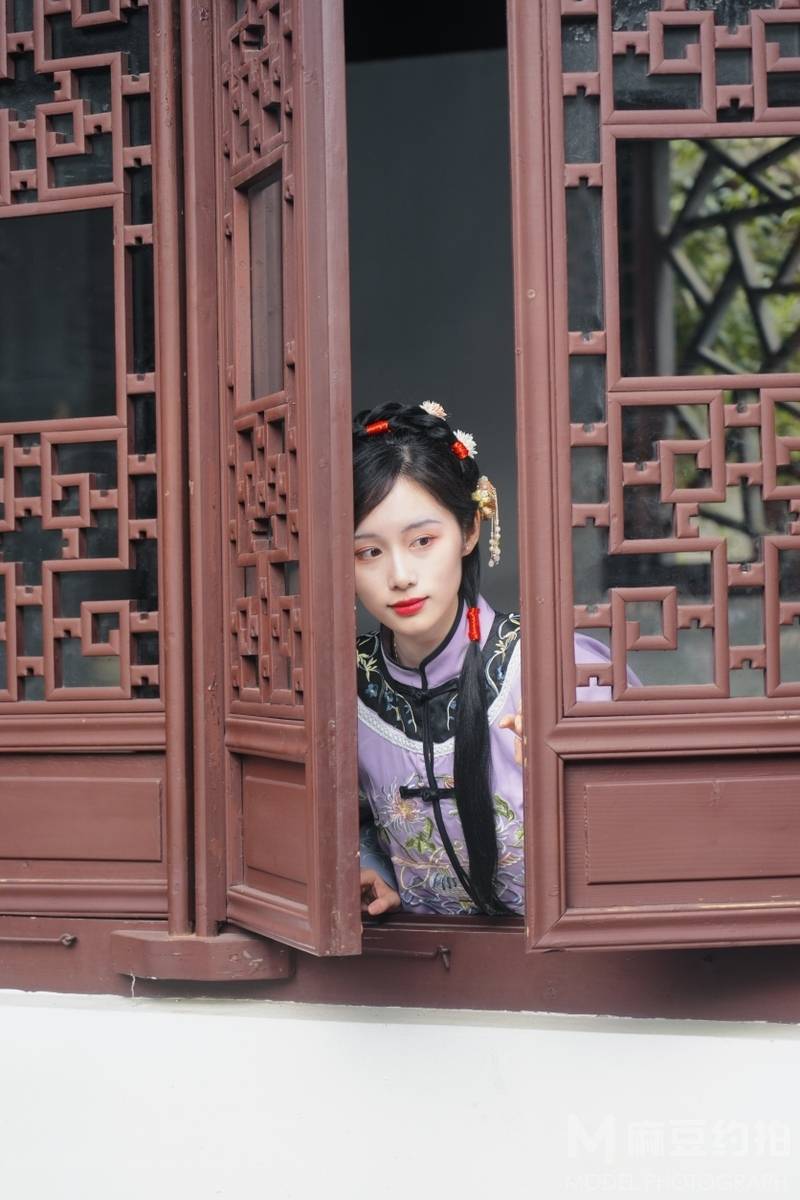 汉服模特
