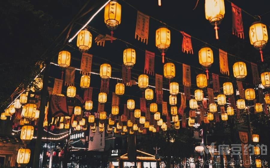 夜景模特