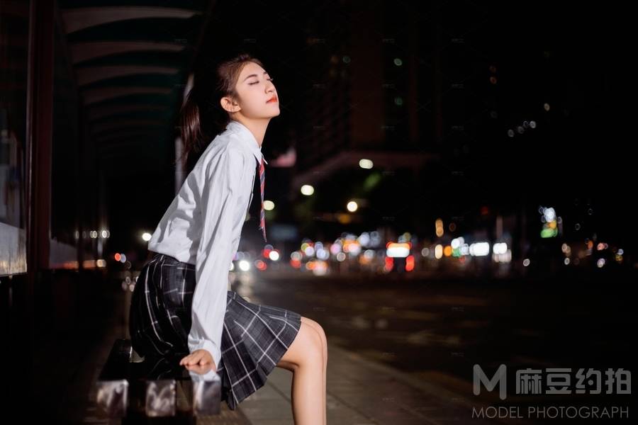 夜景模特