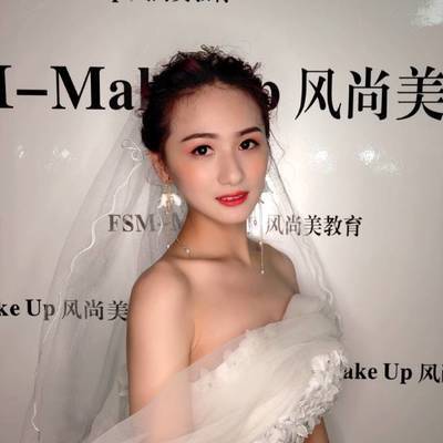 妆容模特