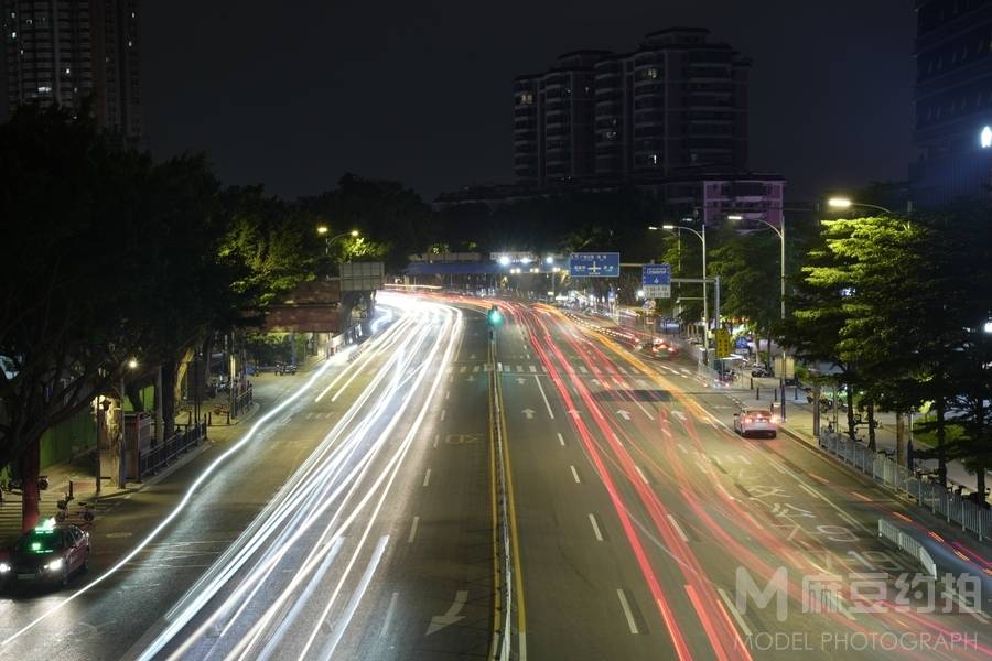 夜景模特