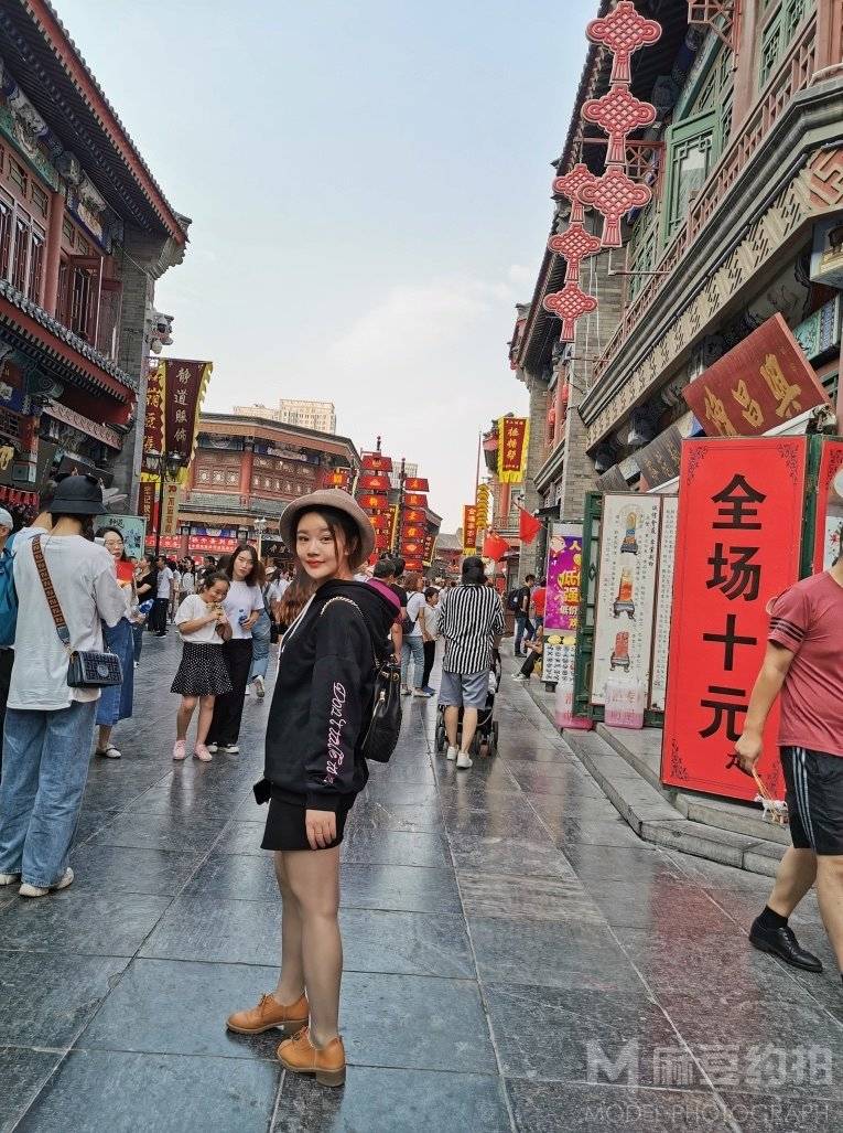 清新模特