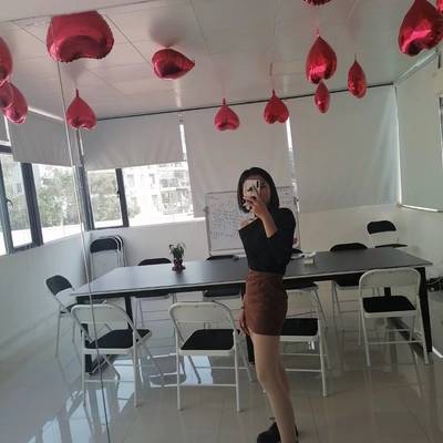 黑白模特